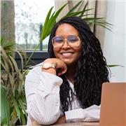 Coach et Facilitatrice en Reconversion Professionnelle, j'accompagne les étudiants dans leur projets de réorientation scolaire mais également sur des thématiques liées au développement de compétences interpersonnelles : communication, intelligence émotion